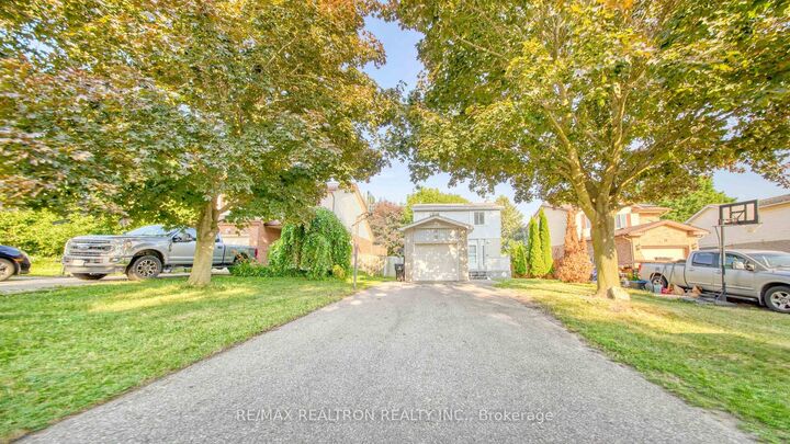 Property Photo:  15 Glendan Court  ON N1R 7N4 