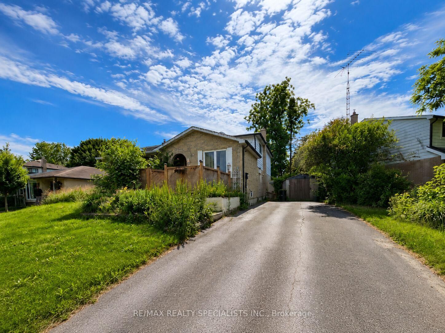 Photo de la propriété:  24 Stewart Avenue  ON L9R 1C9 