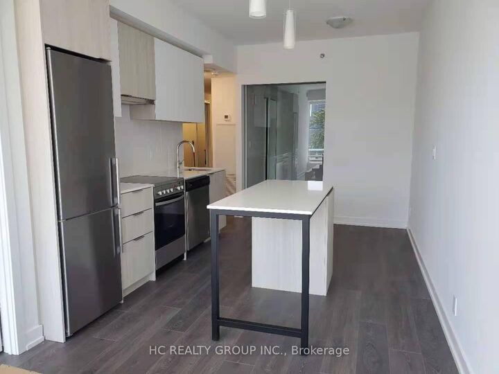 Property Photo:  203 College Street 511  ON M5T 0C8 