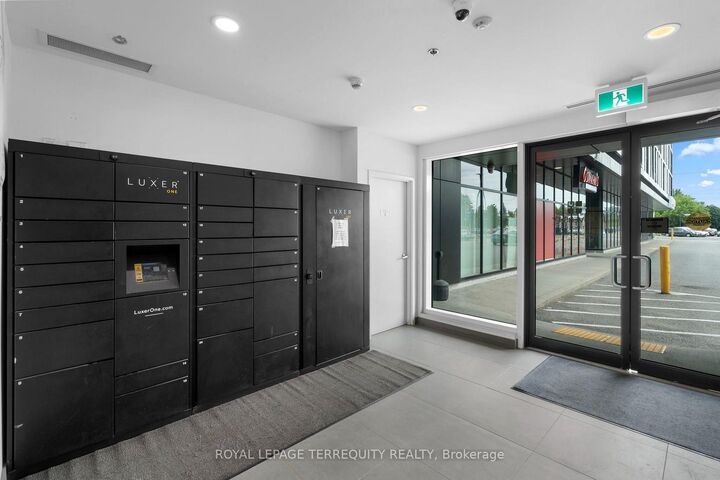 Property Photo:  1900 Simcoe Street N 703  ON L1G 4Y3 