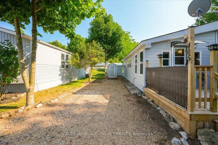 Property Photo:  8685 Rock Glen Road 405  ON N0M 1B0 