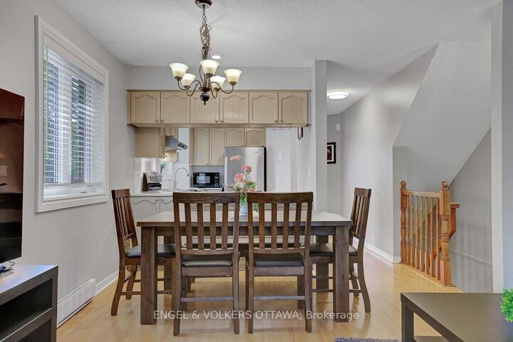 Property Photo:  382 Briston Private 1  ON K1G 5R2 