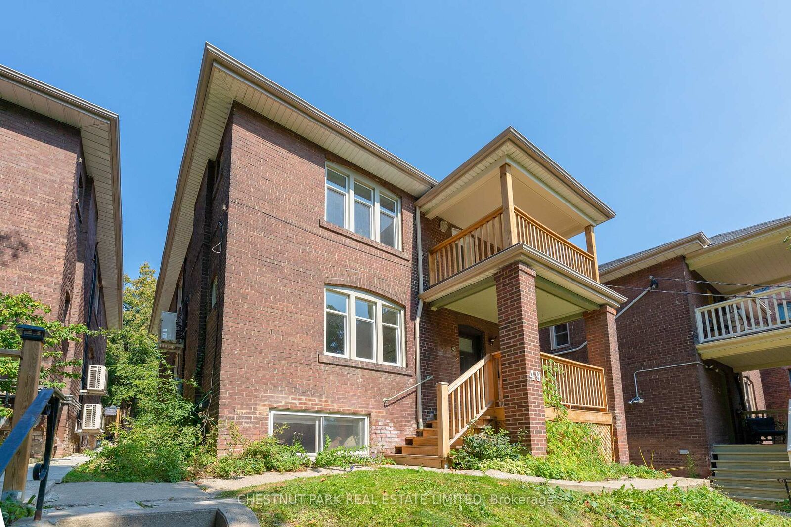 Property Photo: 49 Springmount Avenue B ON M6H 2Y5