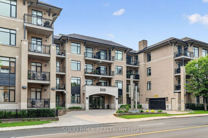 808 Bronson Avenue Ph18 — photo 1