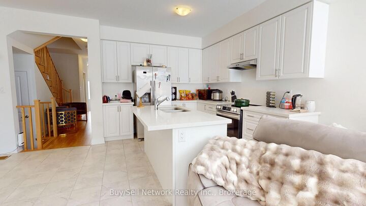649 Pollock Grove — photo 1