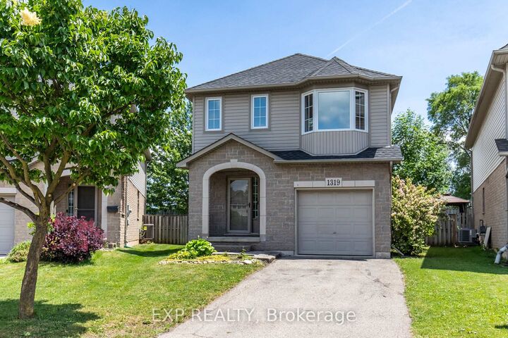 1319 Bonnie Court — photo 1