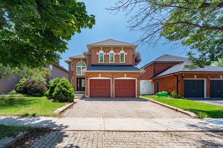 5550 Middleport Crescent N — photo 1