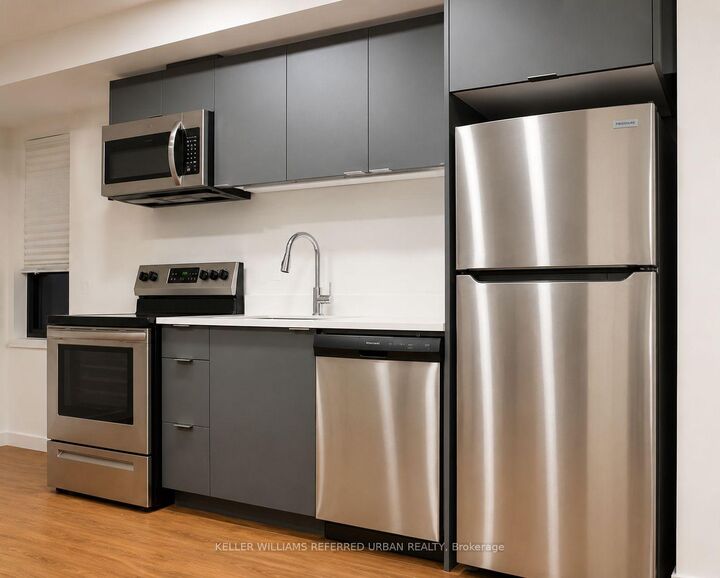 Property Photo:  325 University Avenue W 211  ON K9A 3S9 