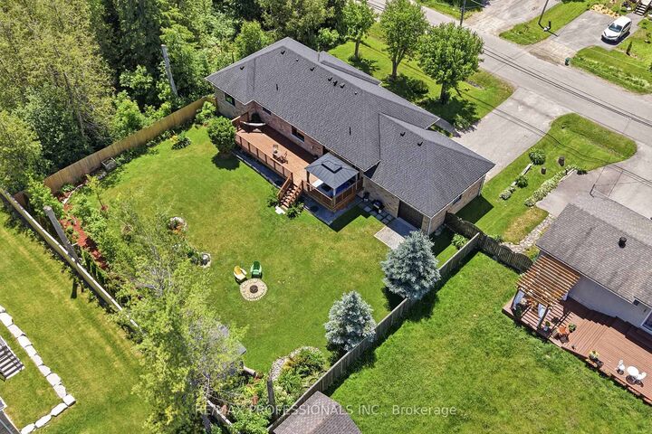 Property Photo: 101 Maple Avenue ON L0E 1R0