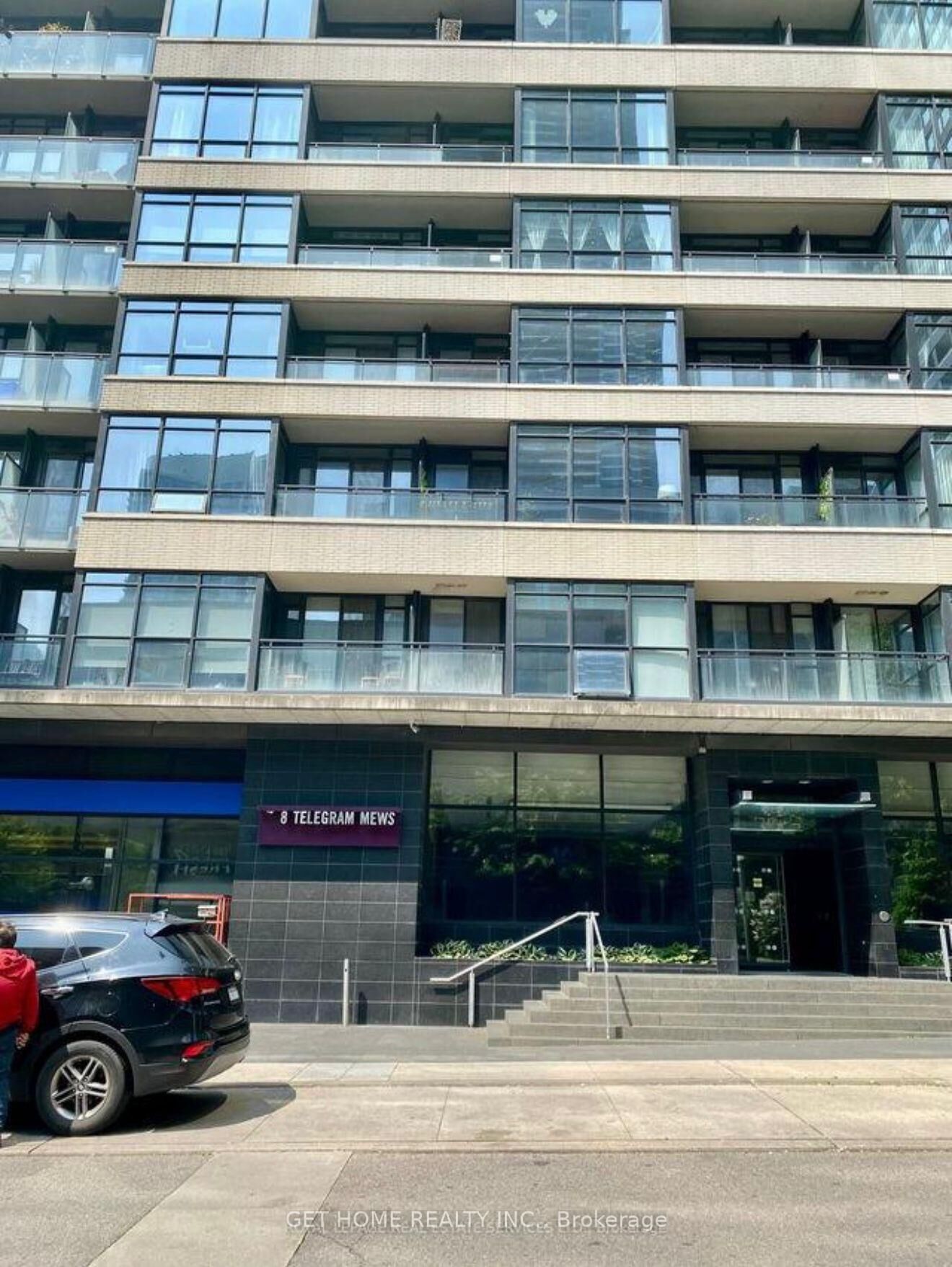 Property Photo:  8 Telegram Mews 318  ON M5V 3Z5 