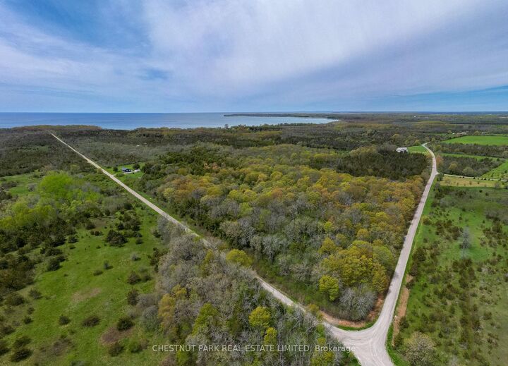 Property Photo:  206 Simpson Road  ON K0K 2P0 