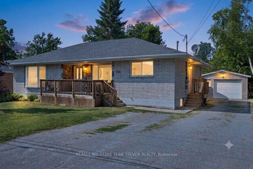 Property Photo:  280 Bay Street  ON L0K 1A0 