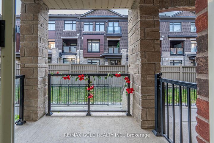 Photo de la propriété:  200 Veterans Drive 45  ON L7A 4S6 