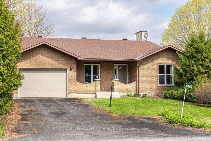 Property Photo:  5529 Woodeden Drive  ON K4M 1B4 