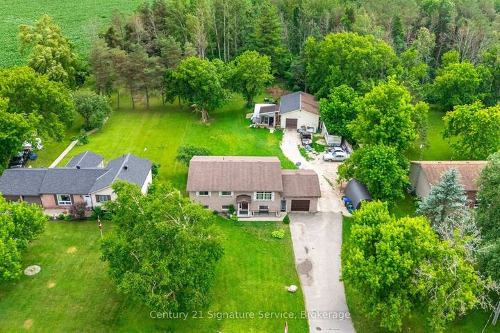 Property Photo:  120 Switzer Street  ON L0M 1N0 