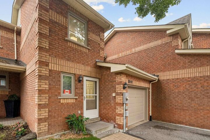 Photo de la propriété:  844 Playter Crescent  ON L3X 1W8 