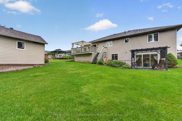 Property Photo: 213 Margaret Street S ON N0G 1Z0