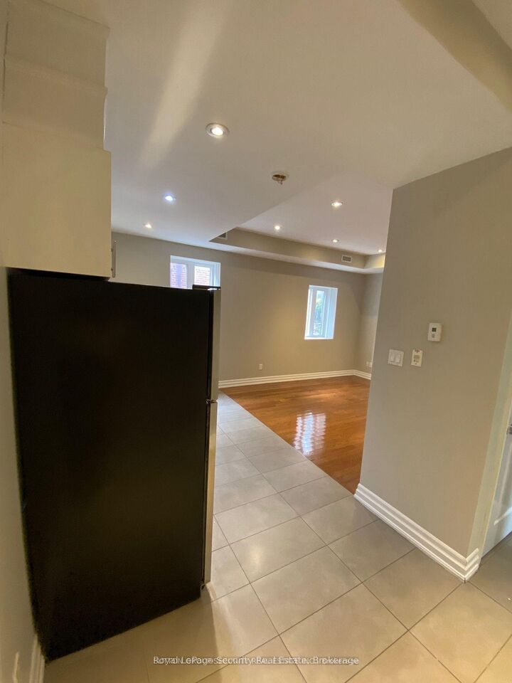 Property Photo: 48 Station Road 2 ON M8V 2P9