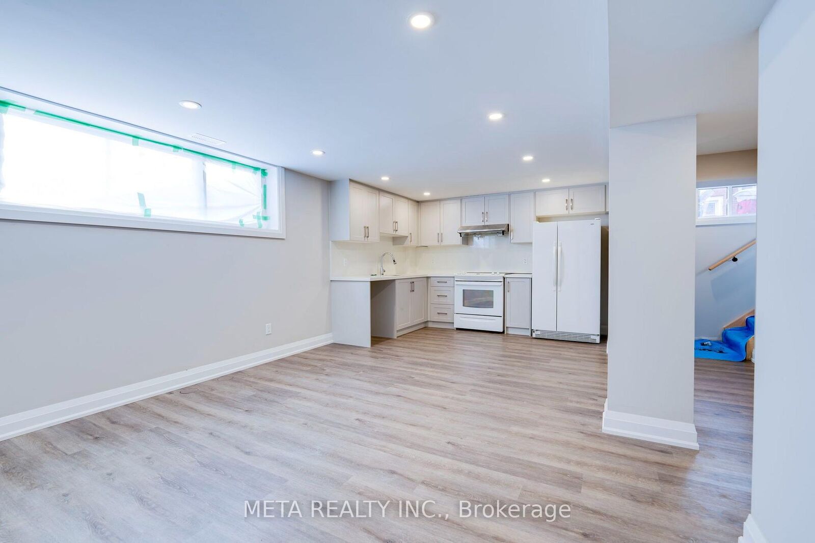 Photo de la propriété: 6 Fintona Avenue Bsmnt ON M1E 1V3