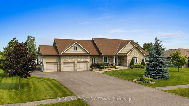 5579 Lombardy Drive — photo 1