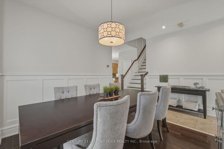 Property Photo: 8 Haverhill Terrace ON L4G 7R7