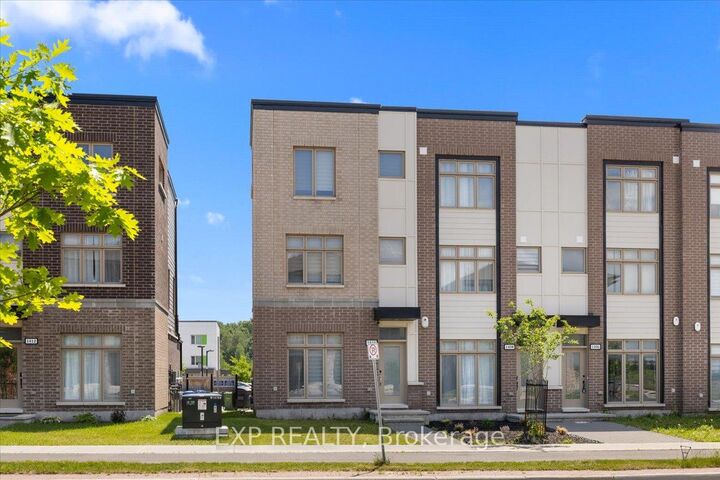 Property Photo:  1410 Hemlock Road  ON K1K 5A8 