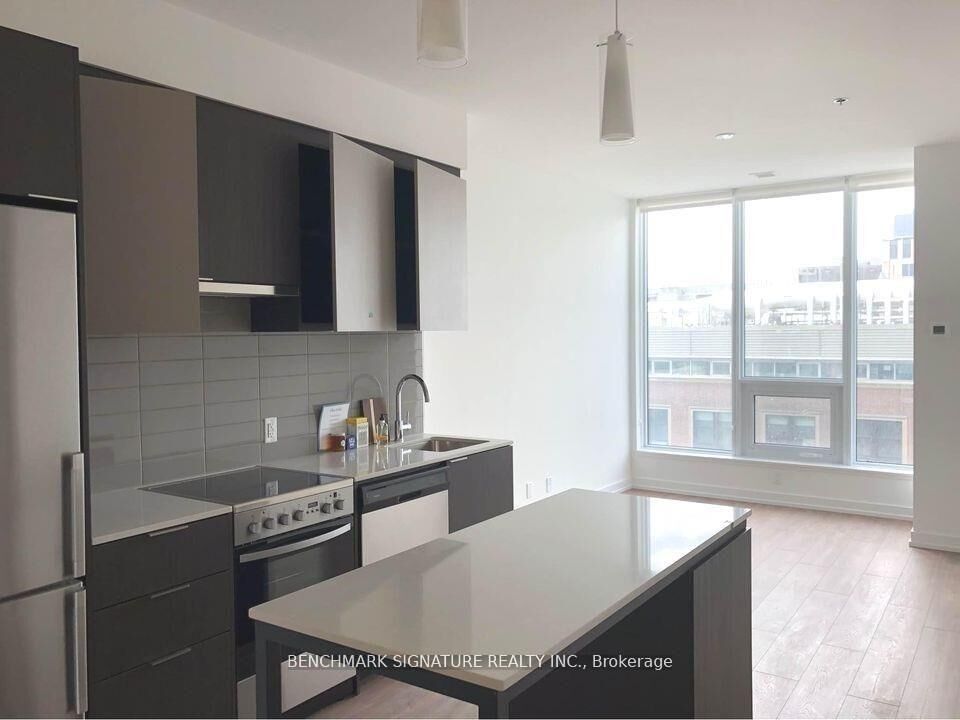 Property Photo: 203 College Street 605 ON M5T 0C8