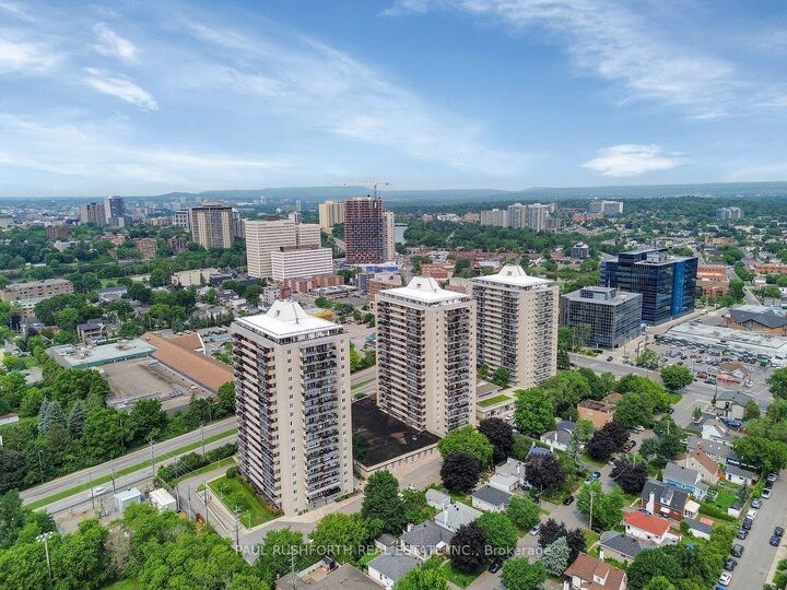158 B McArthur Avenue 1905 — photo 1