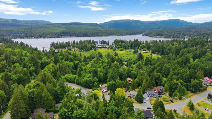 Property Photo: 2439 Galland Rd BC V0R 2W2
