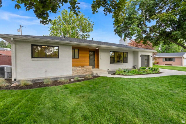Property Photo: 1459 S 2000 E UT 84108