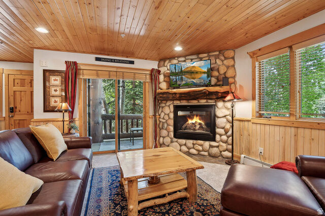 Property Photo:  3988 N Timber Wolf Ln 10D  UT 84098 