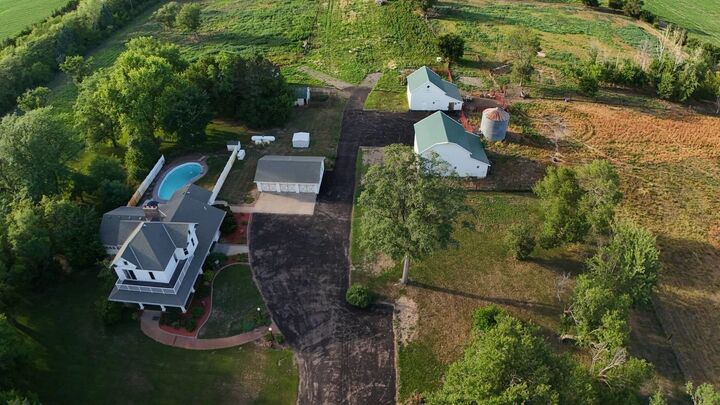Property Photo: 200 W 24th Ave. SD 57066
