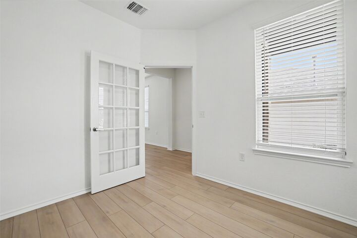 Property Photo:  310 Livewater Lane  TX 78633 