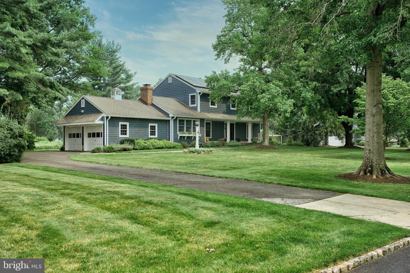 Property Photo: 86 Knickerbocker Drive NJ 08502