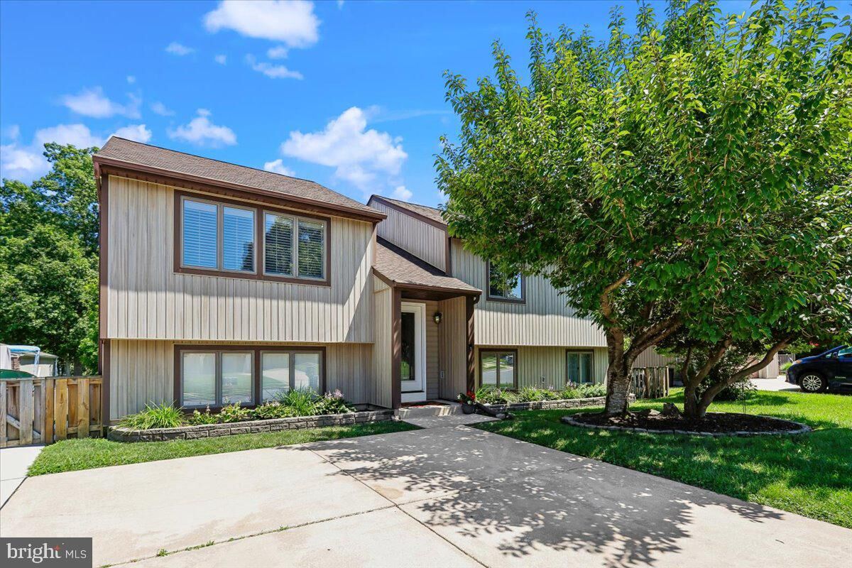 Property Photo:  146 Holly Circle  MD 21221 