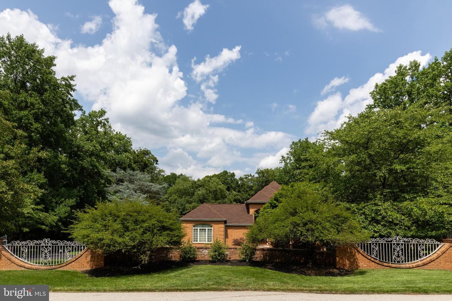 Property Photo: 1733 Stocton Road PA 19046