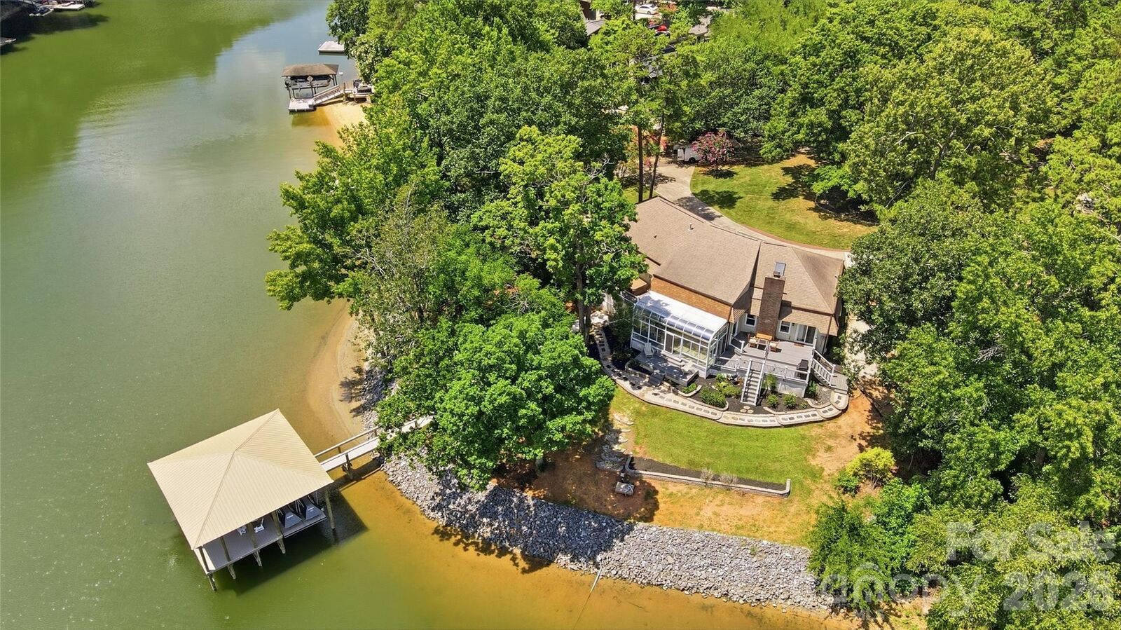 Property Photo:  1031 Woodlake Lane  SC 29708 