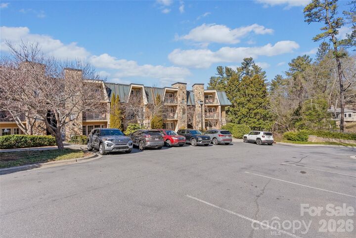 Property Photo:  325 Bowling Park Road  NC 28803 