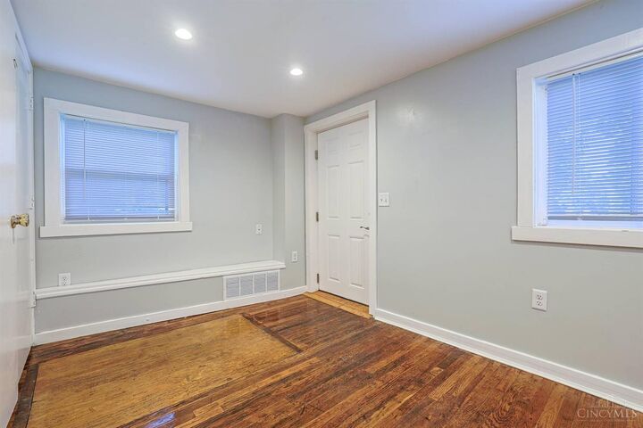 Property Photo: 6158 Hillside Avenue OH 45233