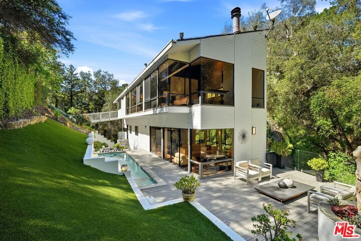 Property Photo: 2350 Benedict Canyon Dr CA 90210
