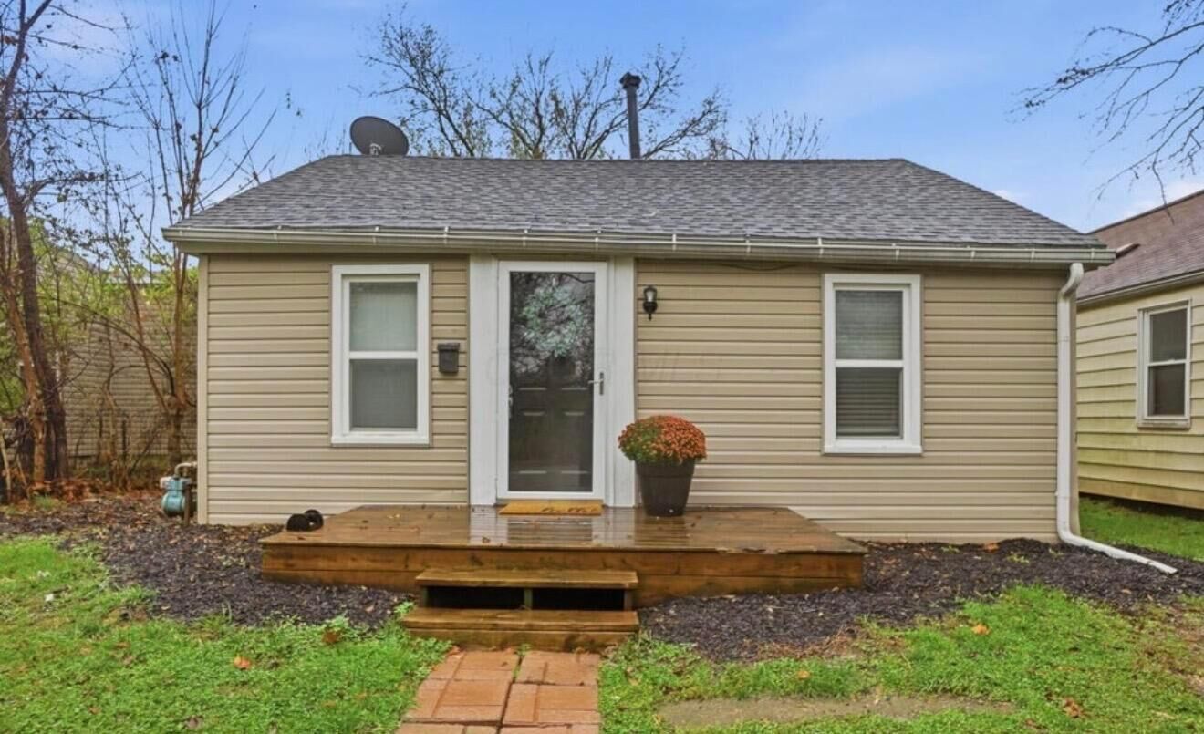 Property Photo:  461 Watt Street  OH 43113 
