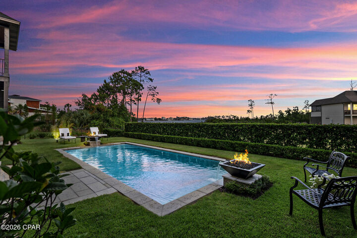 Property Photo: 542 Wahoo Road FL 32408