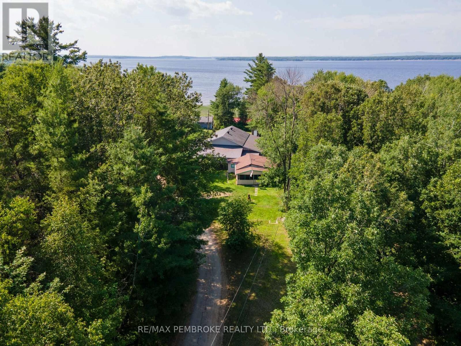 Property Photo: 19B Moores Beach Road ON K0J 2L0