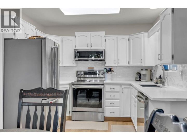 Property Photo:  11110 Quinpool Road 5  BC V0H 1Z5 