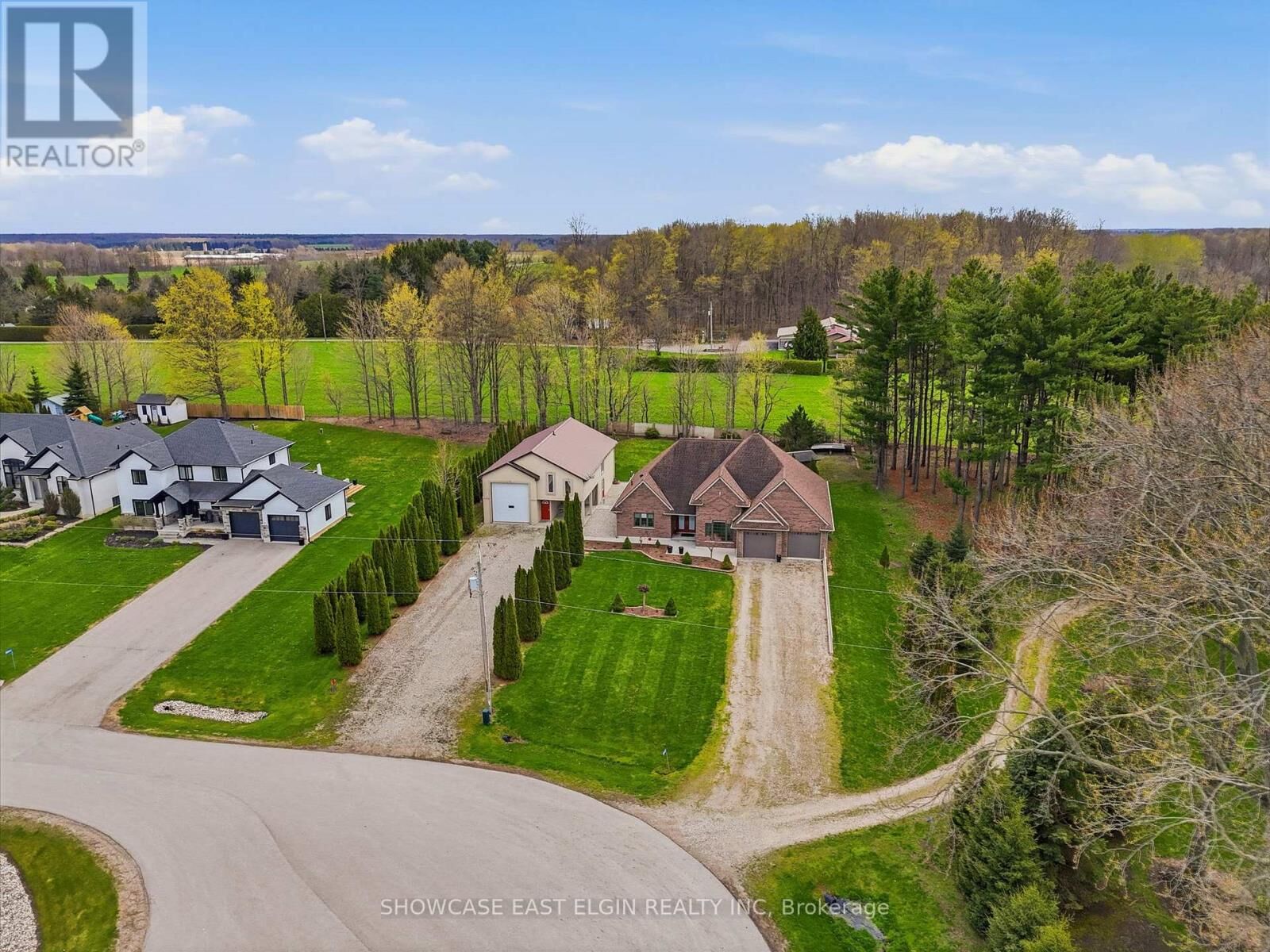 Property Photo: 88628 Hilltop Lane ON N5H 0B1