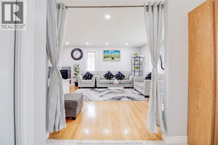 Property Photo:  2759 McKay Avenue  ON N9E 2P7 