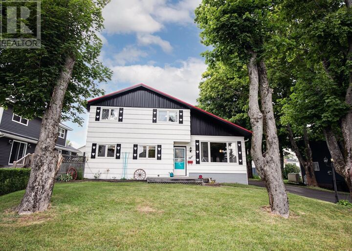 Property Photo:  8 Allison Avenue  NS B4H 3V4 