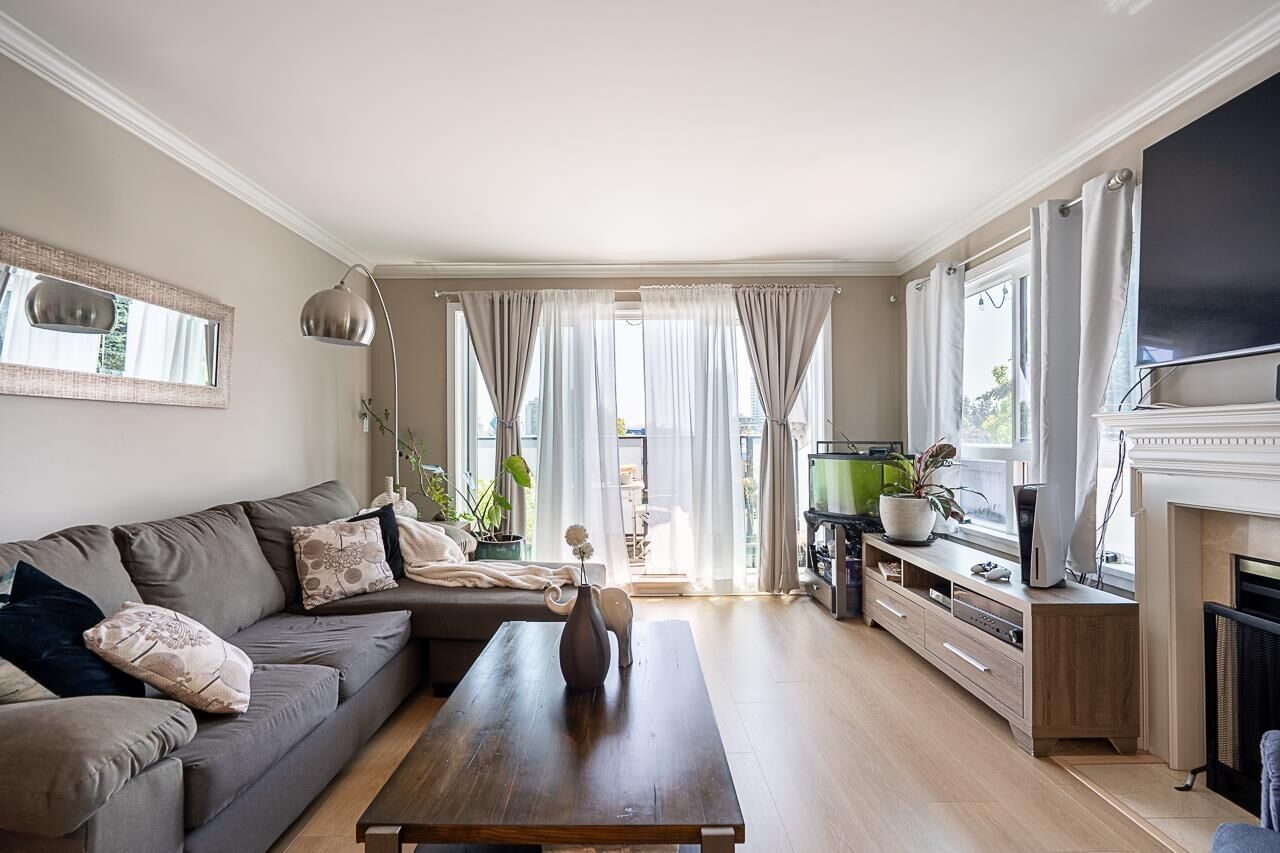 Property Photo:  1830 East Southmere Crescent East 313  BC V4A 9C2 