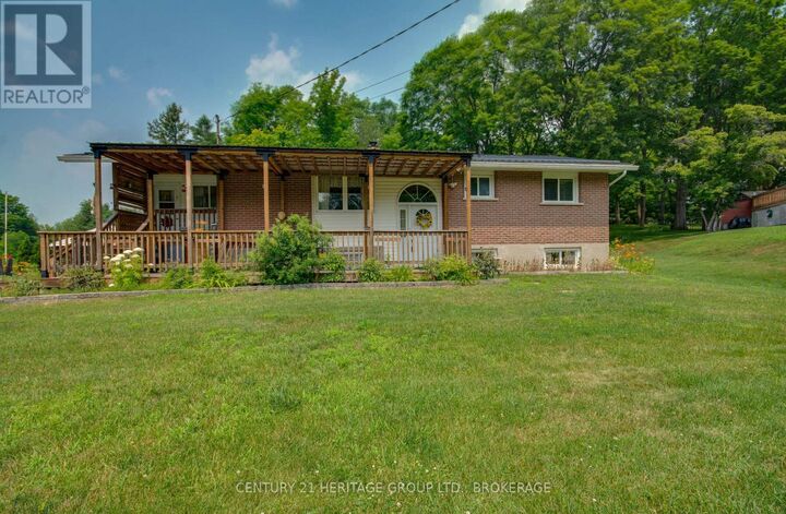 Property Photo: 4309 Maple Drive ON K0H 2W0
