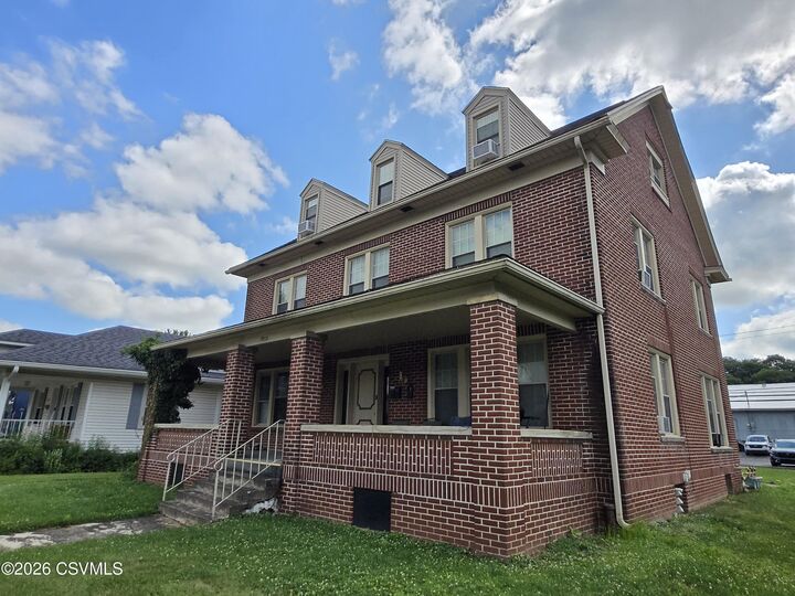 Property Photo: 1013 N Front Street PA 17847